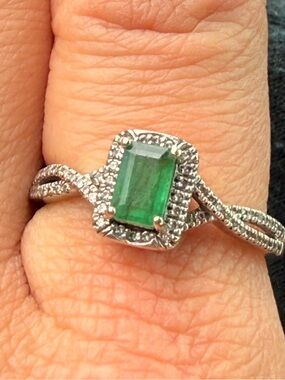 ✨Vintage 10KT White Gold Natural Emerald Diamond Paved Ring Sz 8 1/2